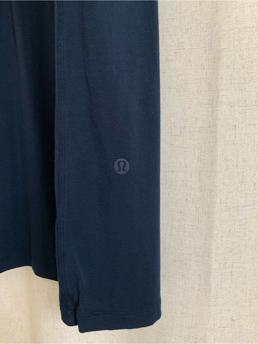 lululemon Modal Silk-Blend Navy Spaghetti-Strap Camisole size 6 - Picture 5 of 7